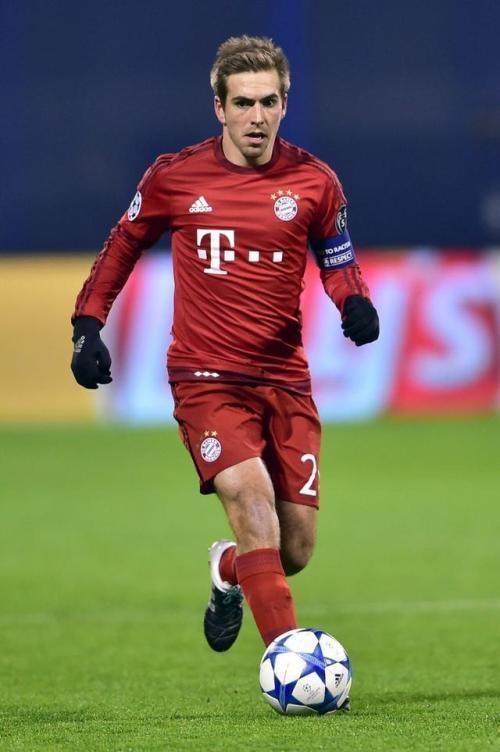 膀拉扯导致 膀拉扯导致