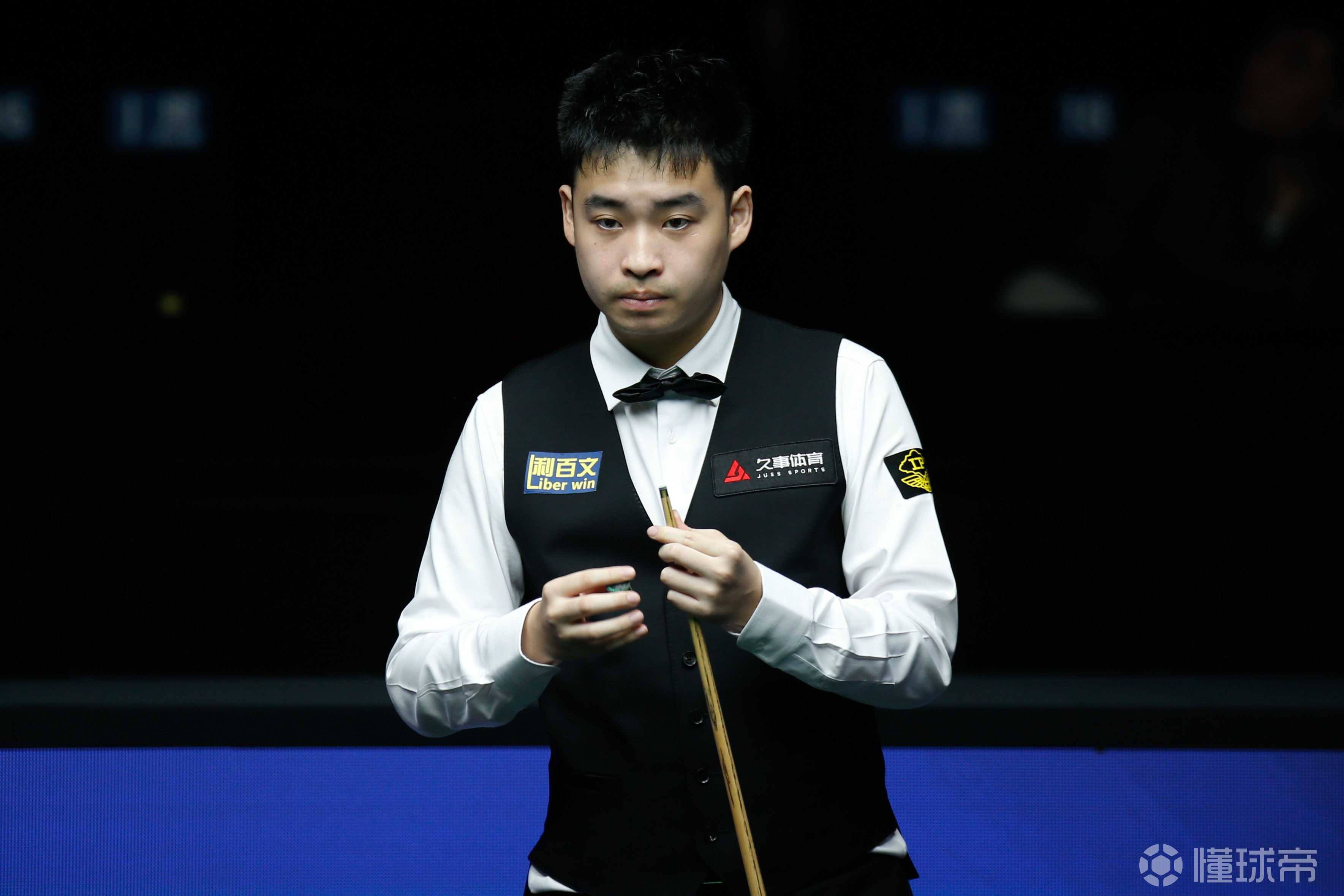 一名主力 一名主力