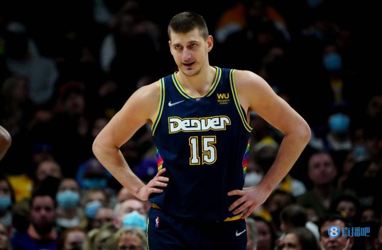 防守反击 防守反击