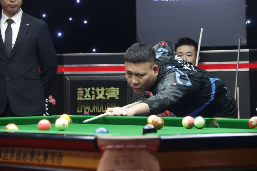 从场面看 从场面看